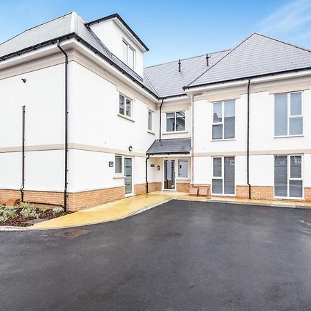 Apartamento Magna House Egham Exterior foto