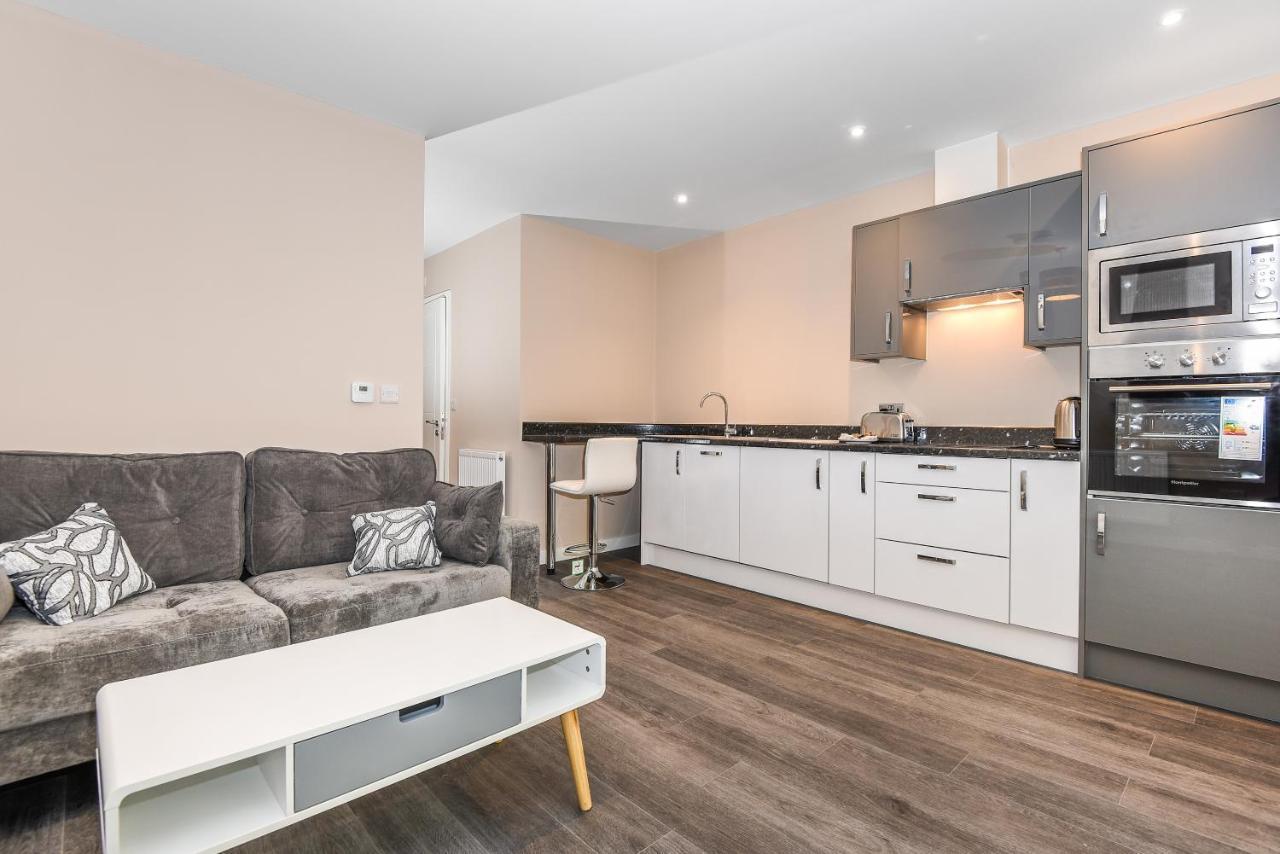 Apartamento Magna House Egham Exterior foto