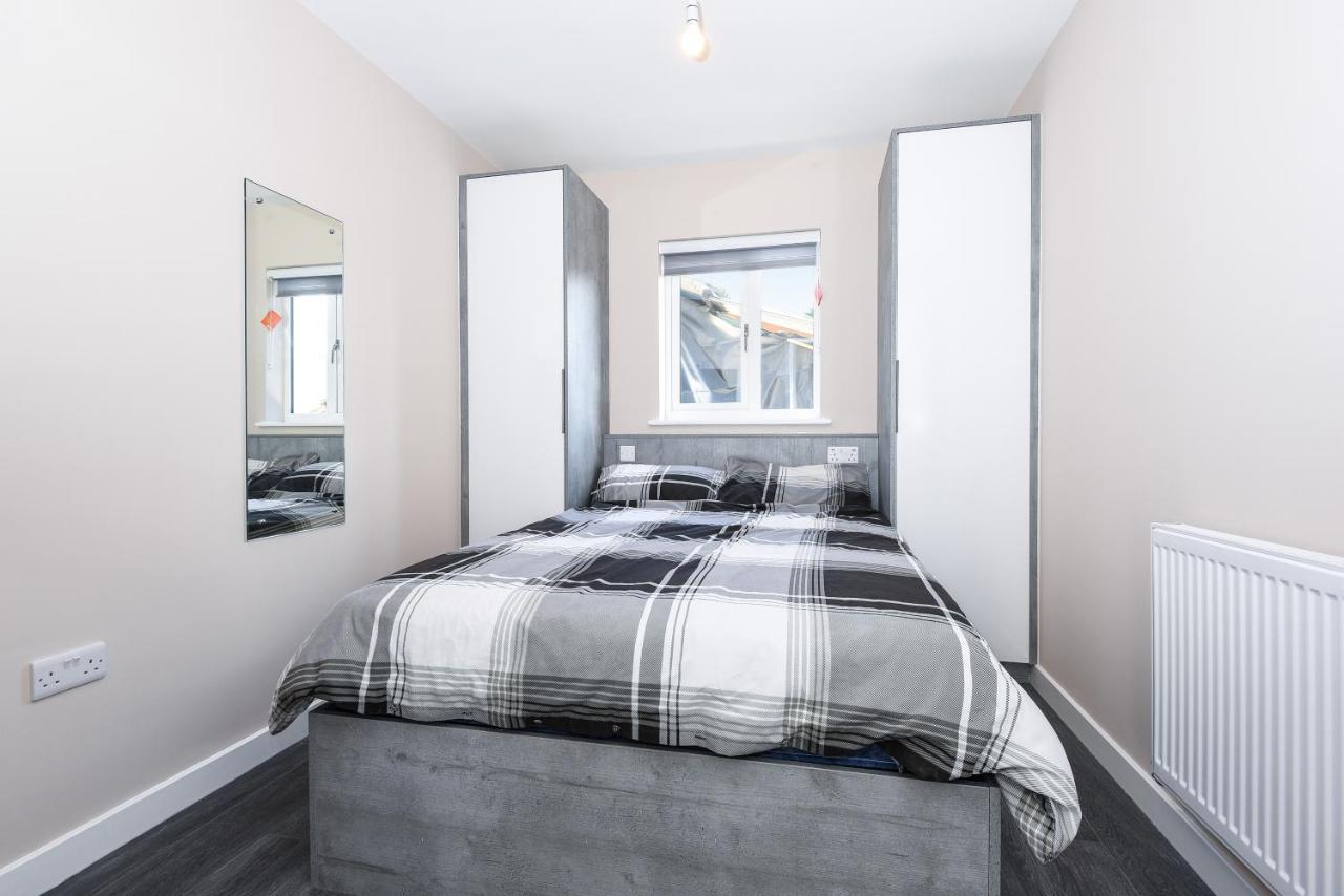 Apartamento Magna House Egham Exterior foto